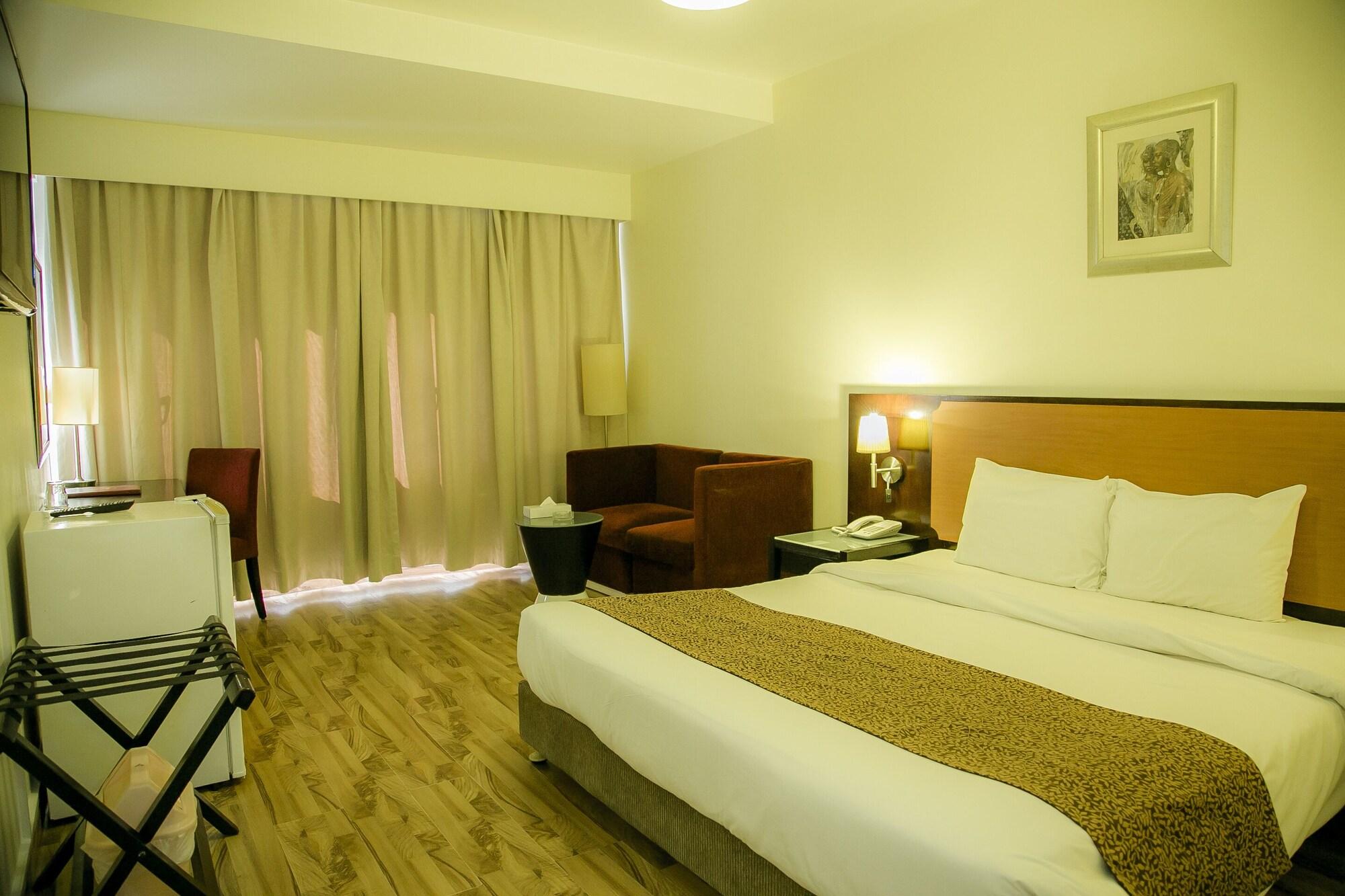 Phoenicia Grand Hotel Ντουμπάι Εξωτερικό φωτογραφία