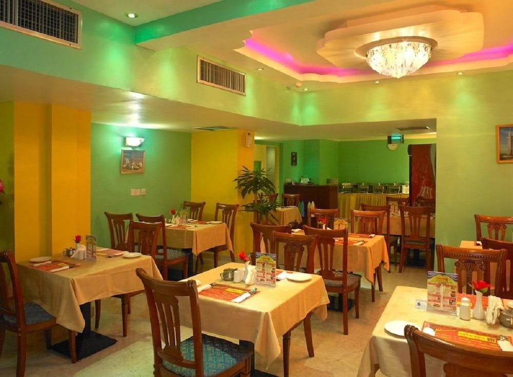 Phoenicia Grand Hotel Ντουμπάι Εξωτερικό φωτογραφία